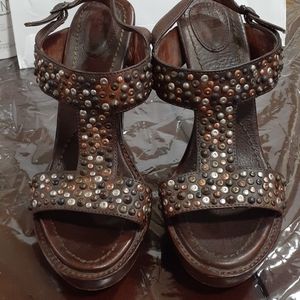 Brown leather sandals